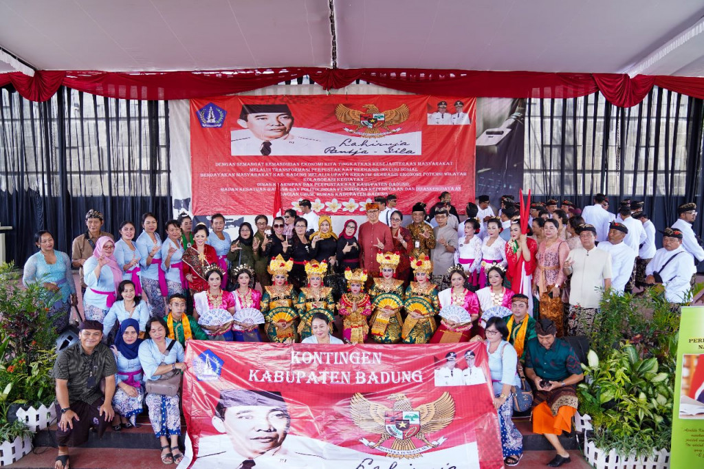 Hadiri Perayaan Bulan Bung Karno di Kota Blitar